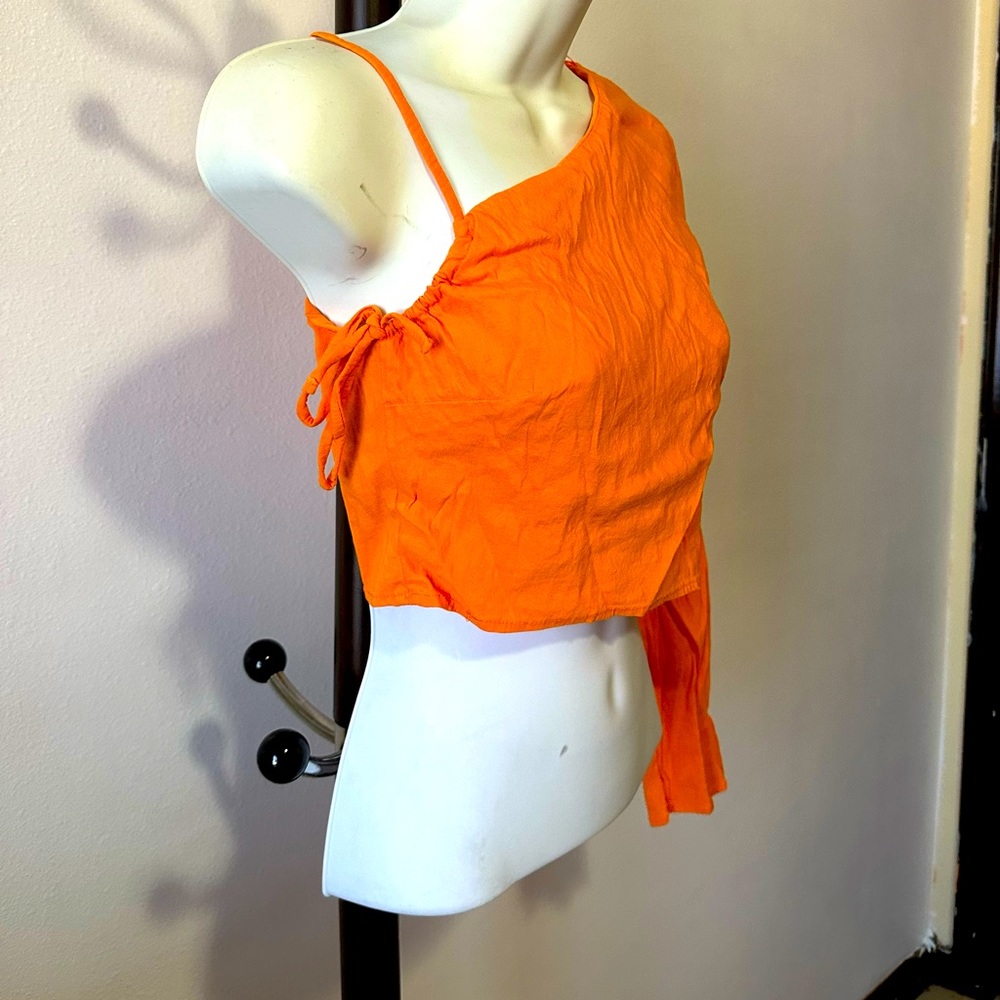 Orange top